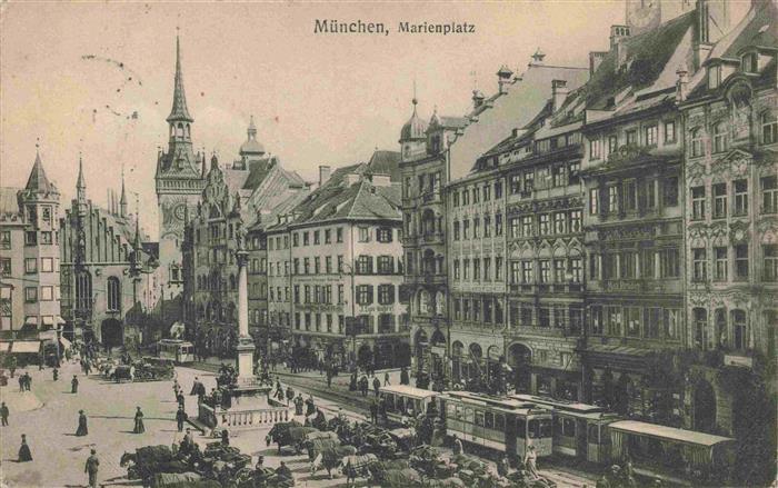 Strassenbahn Tramway-- Muenchen Marienplatz