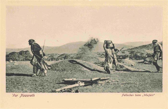 Nazareth  Illit Israel Fellachen beim Worfeln