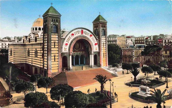 Oran Algerie La Cathédrale Statue Jeanne d'Arc Monument