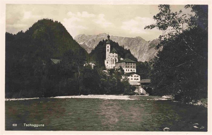 Tschagguns Vorarlberg AT Partie am Fluss Blick zum Schloss