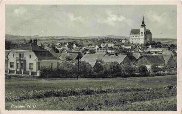 Poysdorf Weinviertel Niederoesterreich AT Panorama mit Kirche