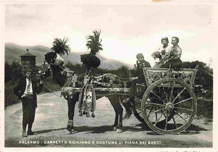 PALERMO  Sicilia IT Carretto Siciliano e Costume di Piana d