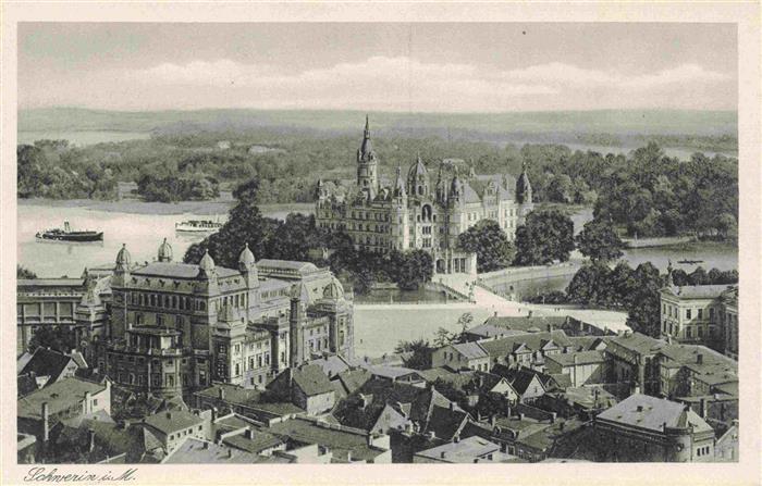 Schwerin  Mecklenburg Stadtpanorama Blick zum Schloss