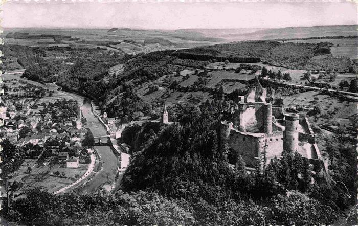 Vianden Luxembourg Vue generale Le Chateau