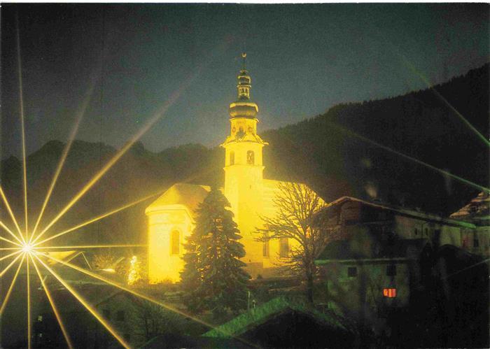 Lermoos Tirol AT Pfarrkirche zur Heiligen Katharina Nachtaufnahme