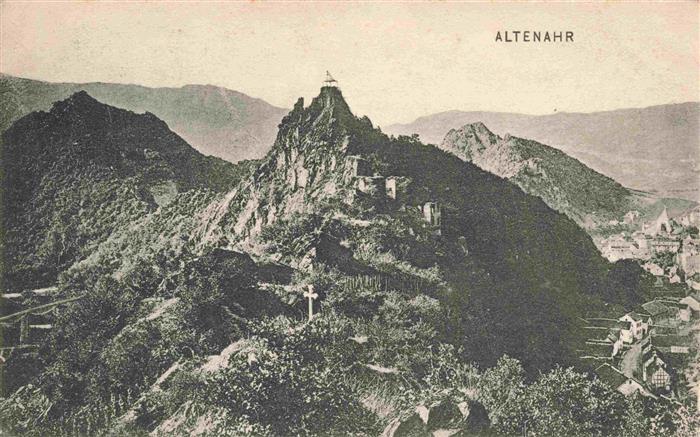 Altenahr Panorama mit Weissem Kreuz