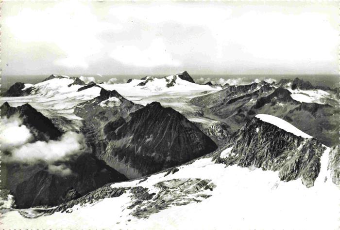 Pinzolo Trentino IT Visto dalla Cima Presanella