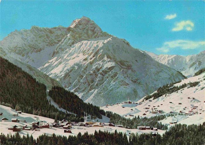 Riezlern Kleinwalsertal Vorarlberg Panorama mit Hirschegg Mittelberg Blick gegen