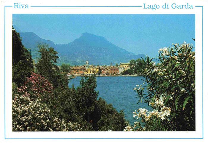 Riva  del Garda IT Panorama Blick auf den Gardasee