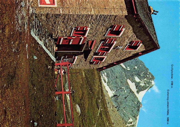 Salmhuette Berghaus Blick gegen Grossglockner Erzherzog-Johann-Huette Hohe Tauer
