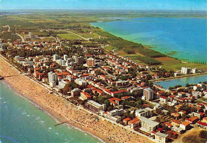 Lignano Sabbiadoro IT La spiaggia veduta aerea