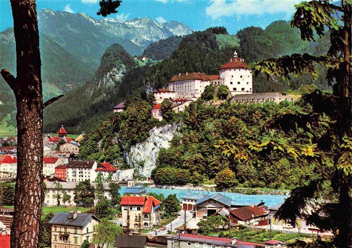 KUFSTEIN Tirol AT Panorama Blick auf Festung mit Kaisergebirge