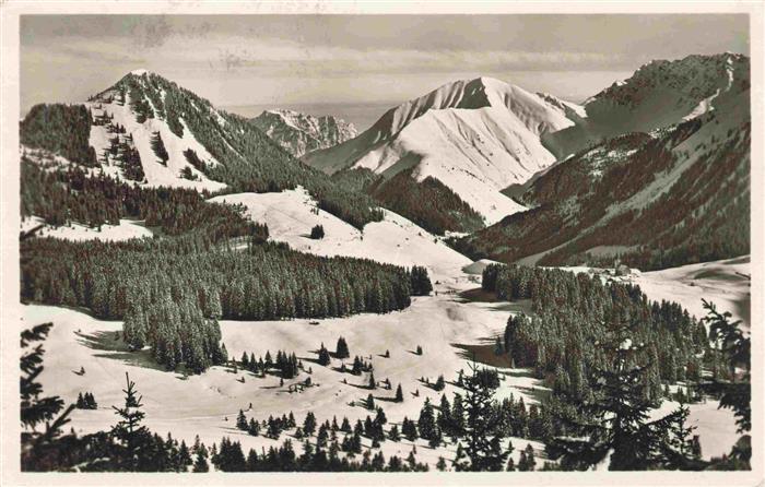 Berwang Tirol AT Blick v Thaneller mit aelpelekopf Zugspitze Bleispitze und Gaer