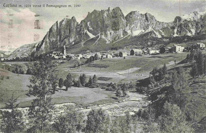 Cortina d Ampezzo IT verso il Pamagagnon