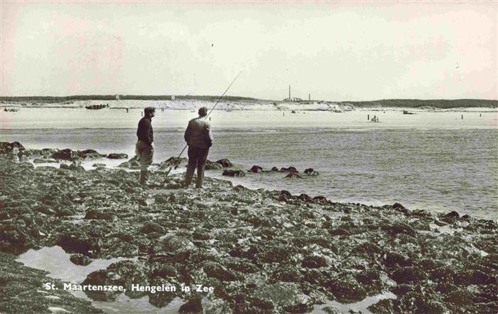 Hengelen in Zee WIJK  AAN ZEE Wyk NL St Maartenszee