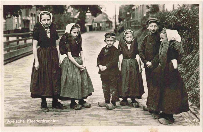 Trachten Axelsche Kleederdrachten Kinder