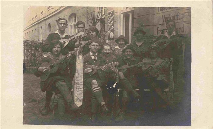 Mandoline-- Frauen Maenner