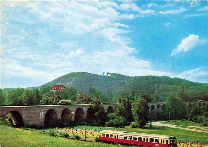 Eisenbahn Railway Chemin de Fer Ferrovia-- Autobahn Schloss Arenburg