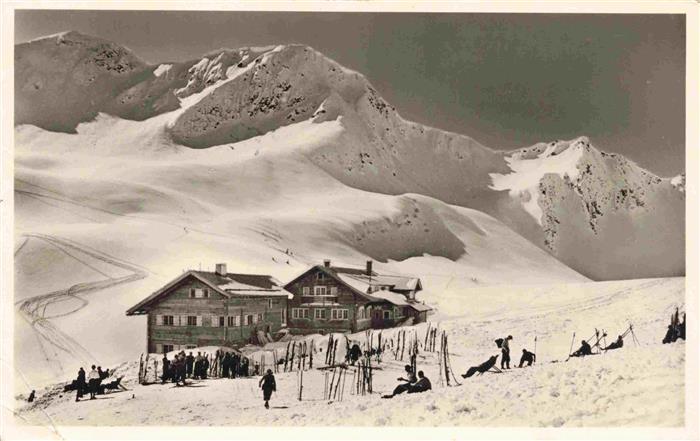 Schwarzwasserhuette 1651m Vorarlberg AT Schoenstes Skigebiet des Kleinwalsertals