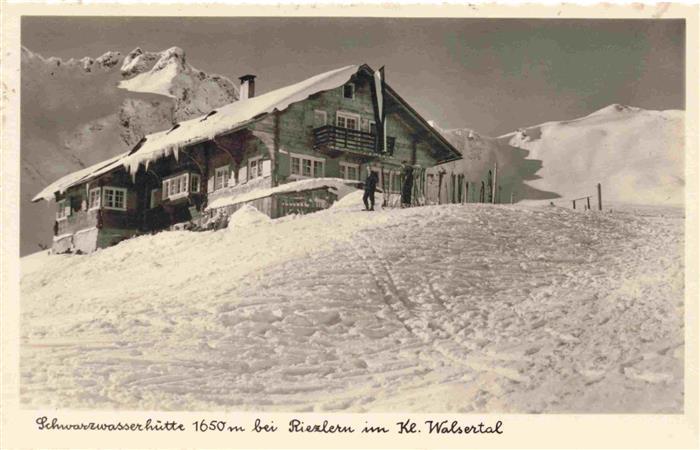 Riezlern Kleinwalsertal Vorarlberg Schwarzwasserhuette Wintersportplatz Alpen