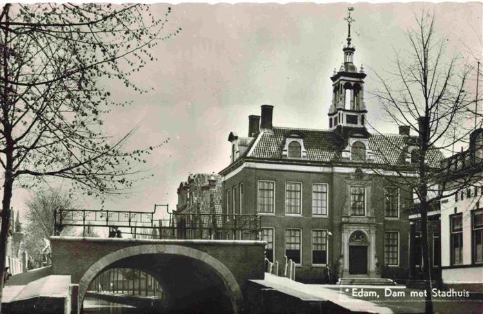Edam NL Dam met Stadhuis