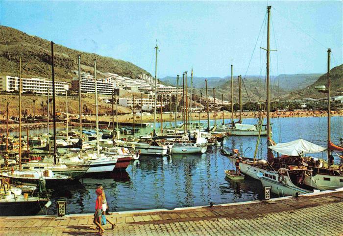 Puerto Rico Gran Canaria ES Hafendamm