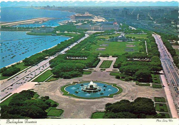 CHICAGO  Illinois USA Buckingham Fountain Aerial view