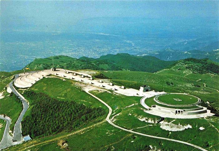 Bassano del Grappa IT Monte Grappa Ossuario Fliegeraufnahme