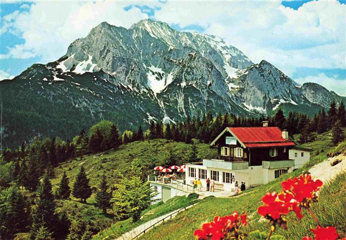 MITTENWALD Bayern Kranzberghaus mit Wettersteinspitze