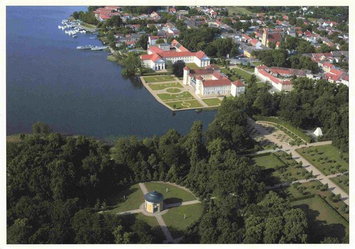 Rheinsberg Brandenburg Fliegeraufnahme mit Schlossensemble und Park