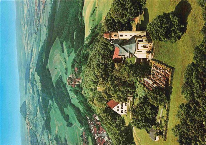 Schwaebisch Gmuend BW Wallfahrtskirche Hohenrechberg mit Hohenstaufen Fliegerauf