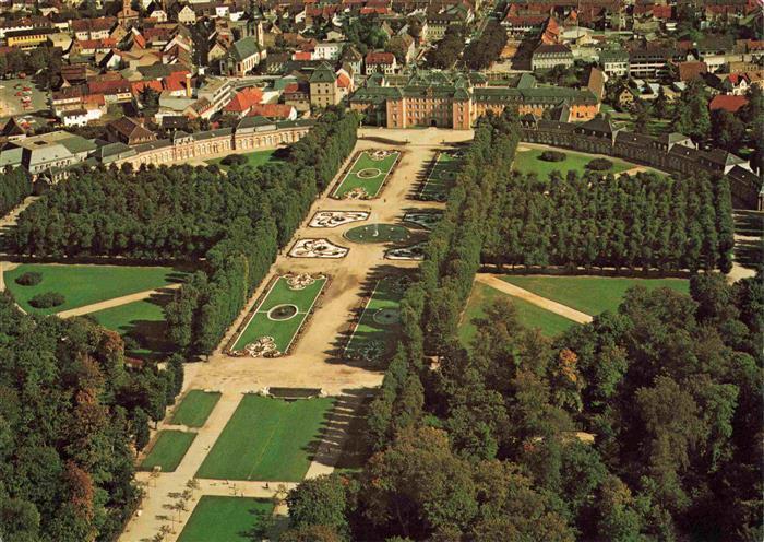 Schwetzingen BW Schloss mit Schlossgarten Fliegeraufnahme