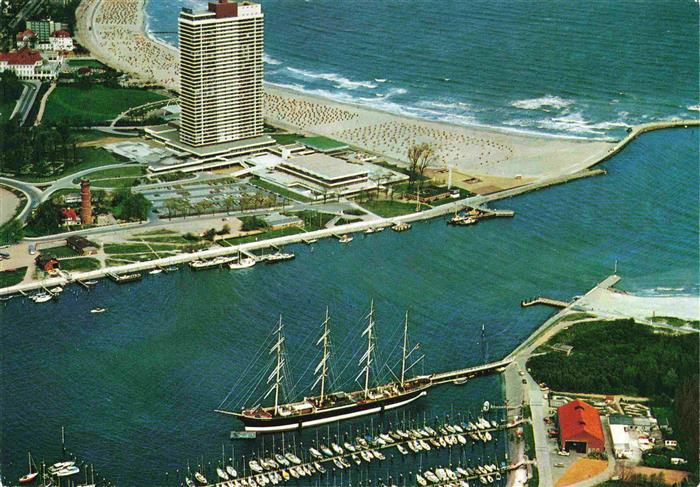 TRAVEMueNDE Ostseebad Travemuendung Yachthafen Segelschulschiff Passat Hotel Mar