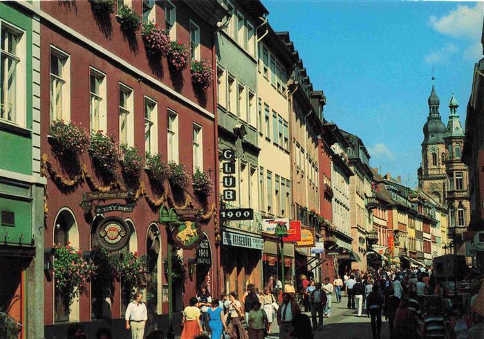 Heidelberg  Neckar Fussgaengerzone mit Turm der Heiliggeist-Kirche