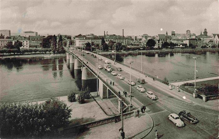 FRANKFURT AM MAIN Untermainbruecke