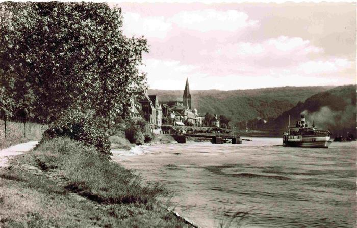 Unkel Rhein Uferpartie am Rhein Rheindampfer