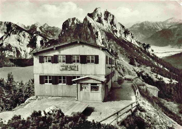 Pfronten Bayern Berggasthaus Ostlerhuette auf dem Breitenberg Blick auf Aggenste