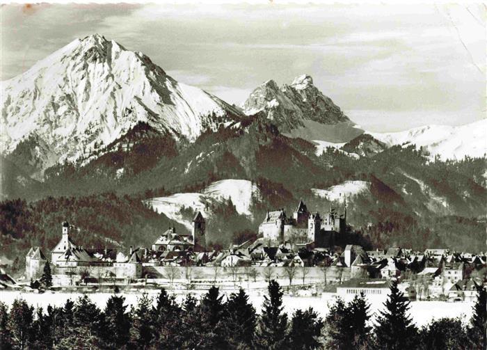 Fuessen am Lech Allgaeu Bayern Panorama Wintersportplatz Alpen