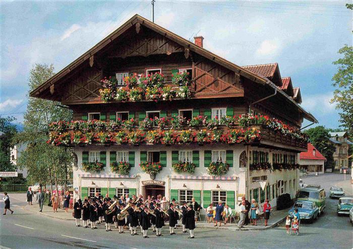 OBERAMMERGAU Bayern Hotel Wolf mit Musikkapelle alte Ammergauer Tracht