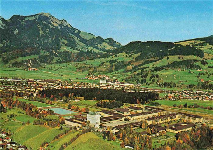 Sonthofen Oberallgaeu Generaloberst-Beck-Kaserne Blick gegen Gruenten Allgaeuer
