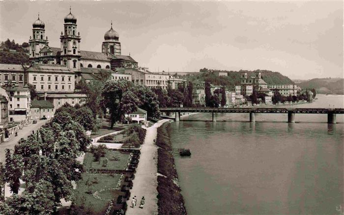 PAssAU Bayern Innenanlagen mit Dom