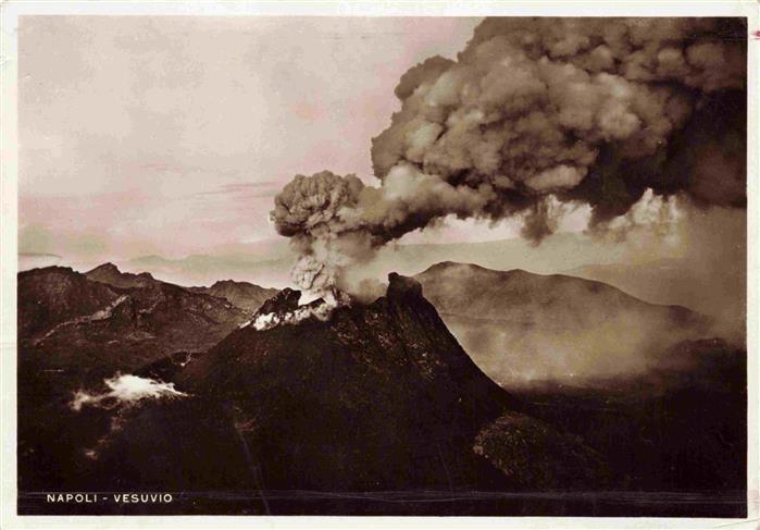 NAPOLI Neapel Naples IT Vesuvio