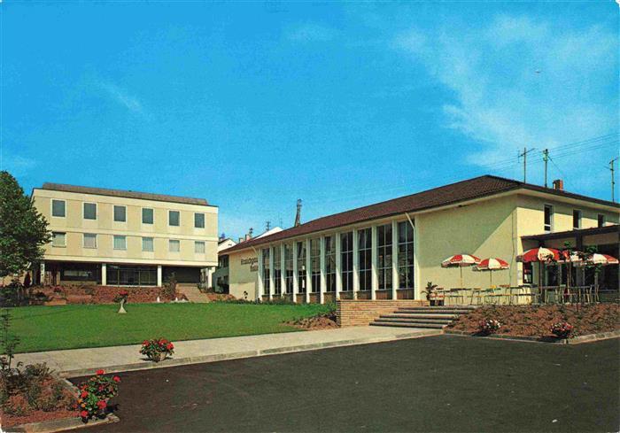 Bad Langenbruecken Bad Schoenborn Kraichgau Halle mit Rathaus