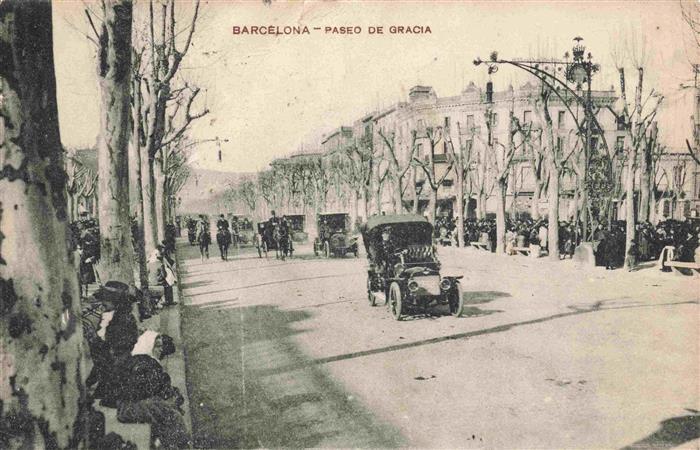 BARCELONA Cataluna ES Paseo-de-Gracia Promenade Automobil Pferdekutsche Passante