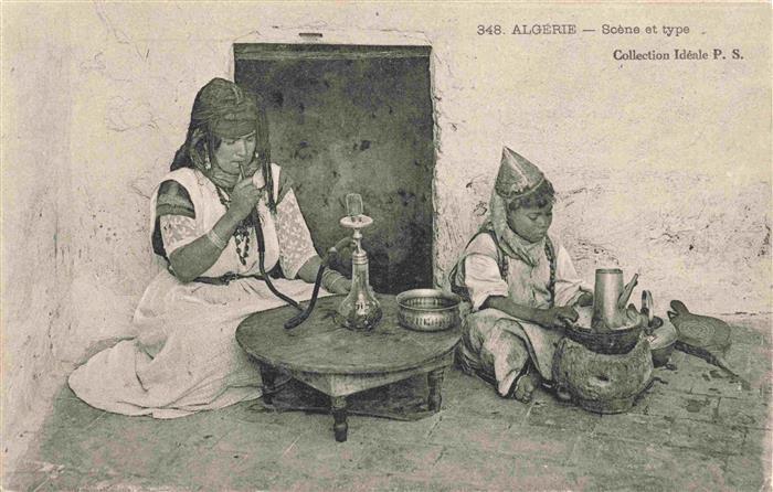 Algerien Algerie Scène-et-type Hookah Narghile Tracht Frau Kind Teetisch orienta