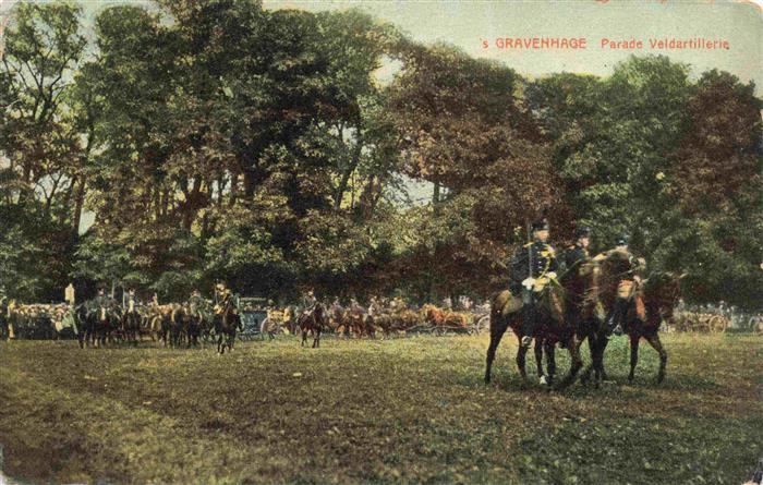 S-Gravenhage Den Haag NL Parade Veldartillerie Soldaten Pferde Militaer Kanonen