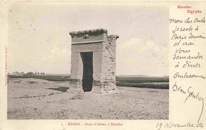 Dendera Egypt Porte-d Adrien Dendera Tempel Haute-Egypte Ruinen Wueste Saeulento