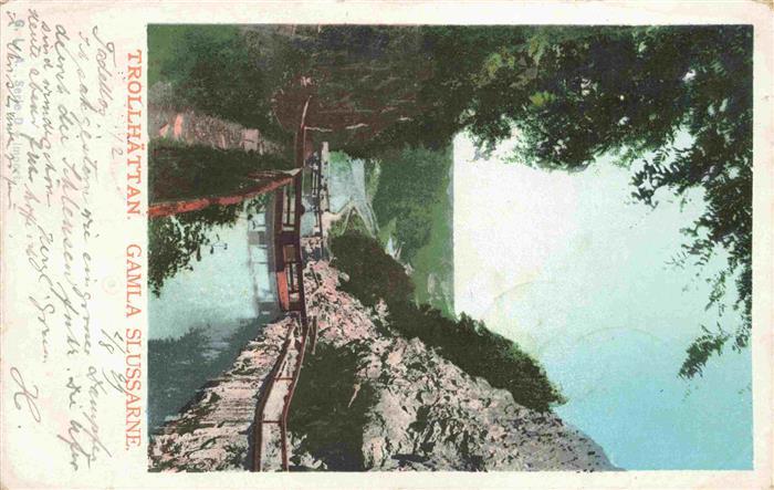 Trollhaettan Sweden Gamla-Slussarne Schleuse Kanal Felsen Fluss Bruecke