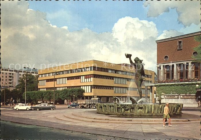 Goeteborg Goetaplatsen med Stadsbiblioteket