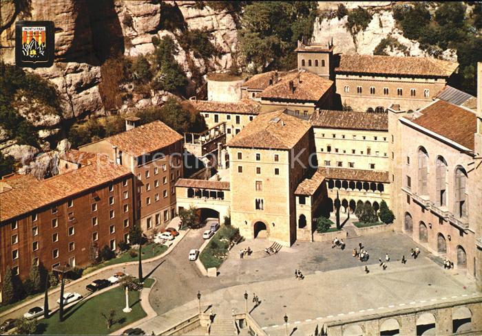 Montserrat Kloster Plazas del Santuario Klosterplatz